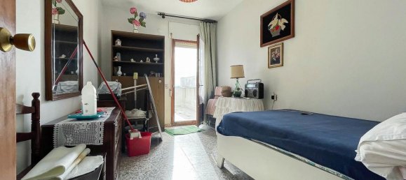 3 Schlafzimmer Wohnung in Chartered Community of Navarre, Spain, Nr. 119036 17