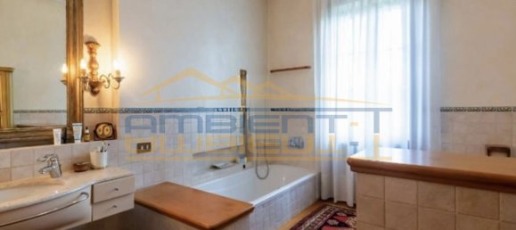 3 bedrooms Villa in Merate, Italy No. 235198 21