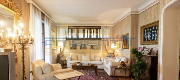 3 bedrooms Villa in Merate, Italy No. 235198 10