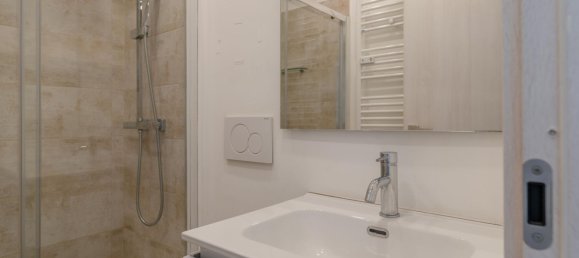 2 rooms Apartment in Turin, Italy No. 63620 12