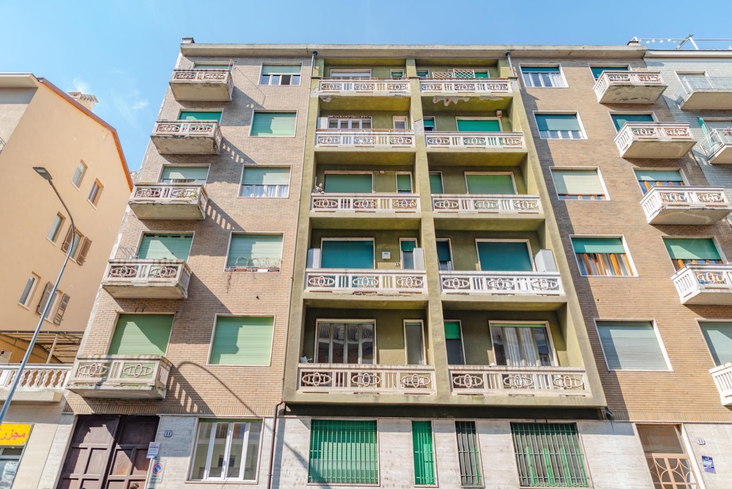 2 rooms Apartment in Turin, Italy No. 63620