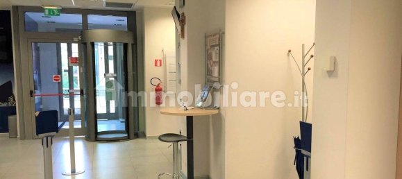 381m² Commercial property in Olginate, Italy No. 319652 3