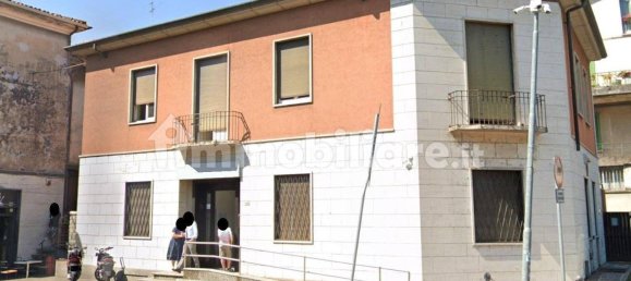 381m² Commercial property in Olginate, Italy No. 319652 2