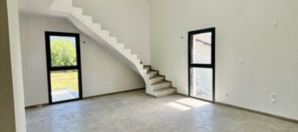 Дуплекс с 2 спальнями в Saint-Pierre-en-Faucigny, Франция № 303467 2