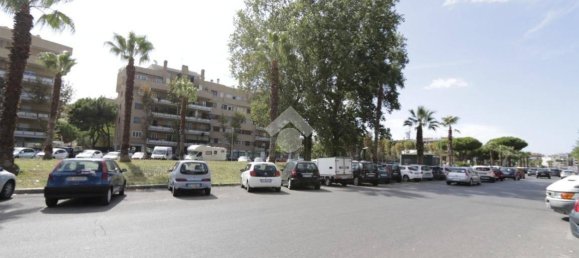 3 bedrooms Apartment in Rome, Italy No. 370333 9