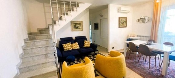 5-Zimmer Wohnung in Massa, Italy, Nr. 35395 2