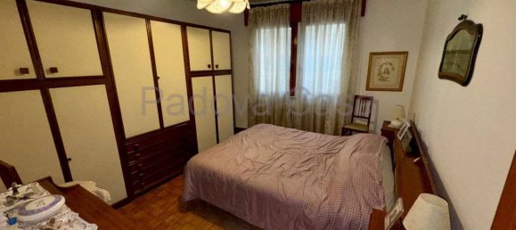 3 bedrooms Apartment in Padua, Italy No. 262496 5