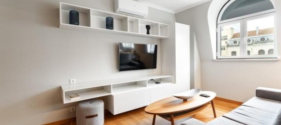 1 bedroom Apartment in Lisbon, Portugal No. 110943 3