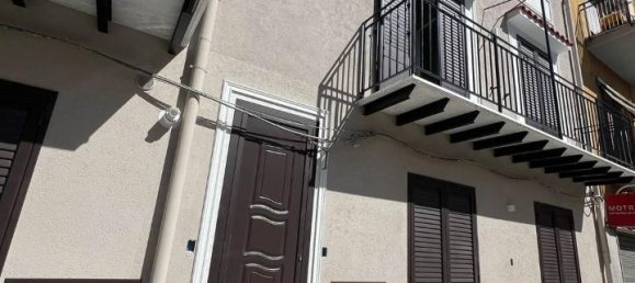 2-Zimmer Wohnung in Palermo, Italy, Nr. 33148 3