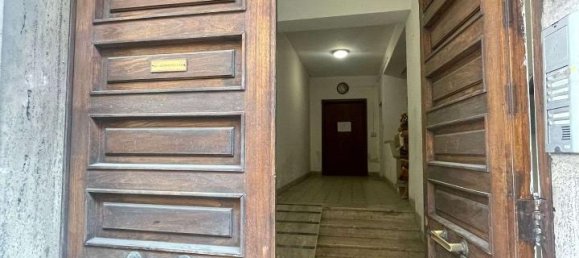 Квартира с 4 комнатами в Реджо Калабрия, Италия № 176057 17