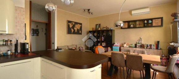 2 bedrooms Apartment in Brembate, Italy No. 374665 11
