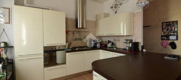 2 bedrooms Apartment in Brembate, Italy No. 374665 9