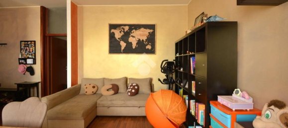 2 bedrooms Apartment in Brembate, Italy No. 374665 7