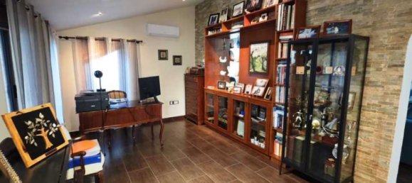 Villa de 4 dormitorios en Aradippou, Cyprus No. 21137 6