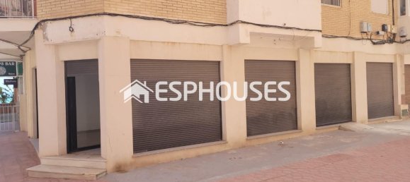 Propiedad comercial en Guardamar del Segura, Spain 52 m² No. 56323 17