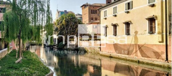 3 bedrooms Building in Treviso, Italy No. 238599 5