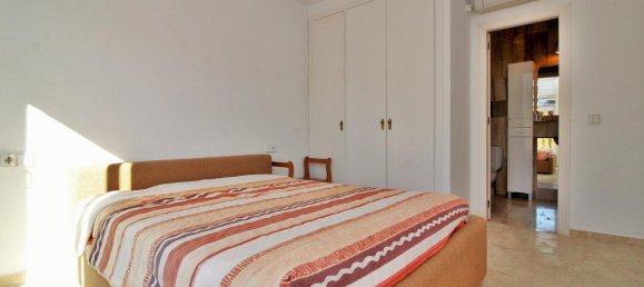 Villa de 4 dormitorios en Las Ramblas, Spain No. 3621 26