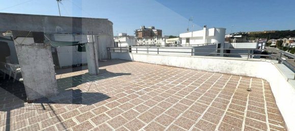 3-salle Appartement à Campomarino, Italy No. 22696 14