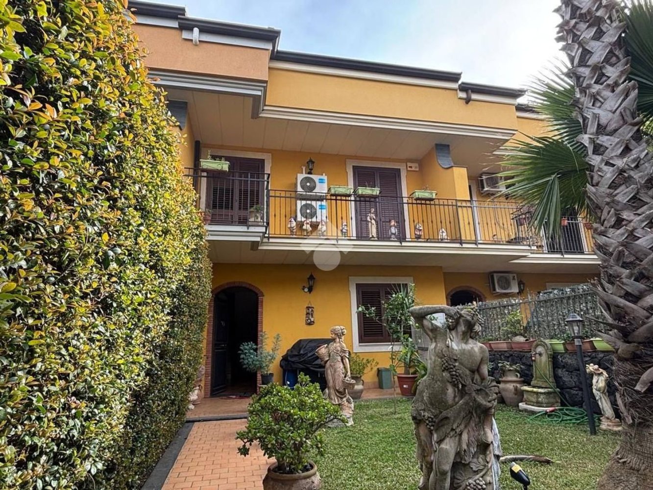 7 rooms Apartment in Acireale, Italy No. 48248
