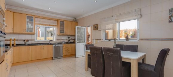 4 bedrooms Villa in Luz, Portugal No. 106623 9