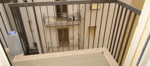 4-salle Appartement à Pisa, Italy No. 168730 9