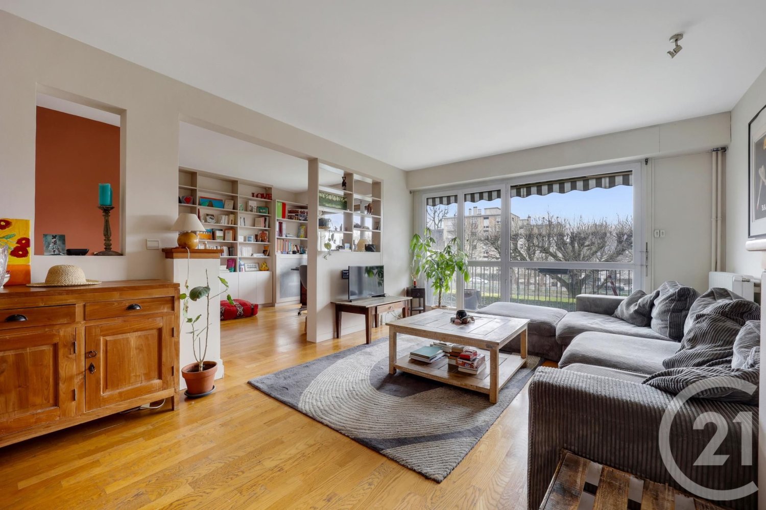 4 Schlafzimmer Wohnung in Fontenay-sous-Bois, France, Nr. 135713