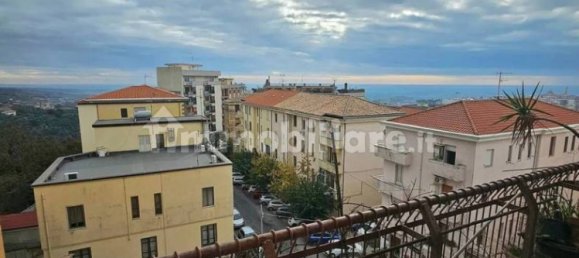 4 bedrooms Apartment in Catanzaro, Italy No. 222160 2