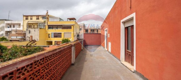 Дом с 7 комнатами в Монсеррато, Италия № 15129 27