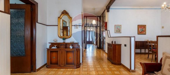 Дом с 7 комнатами в Монсеррато, Италия № 15129 9