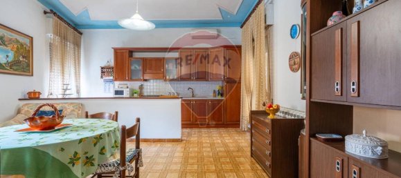 Дом с 7 комнатами в Монсеррато, Италия № 15129 12