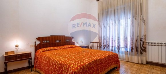 Дом с 7 комнатами в Монсеррато, Италия № 15129 15