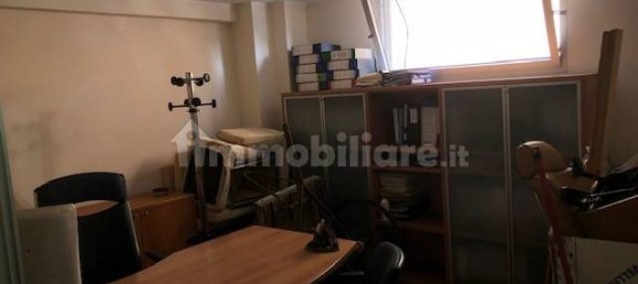 5 rooms Office in Genoa, Italy No. 100798 24