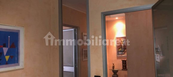 5 rooms Office in Genoa, Italy No. 100798 16