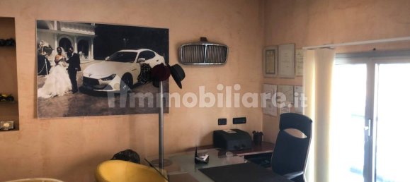5 rooms Office in Genoa, Italy No. 100798 4