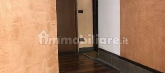 5 rooms Office in Genoa, Italy No. 100798 2