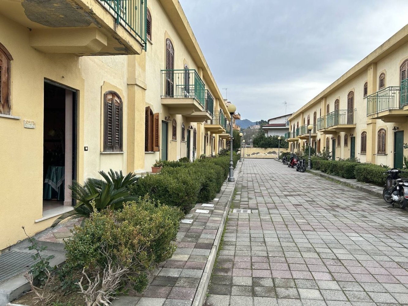 Casa de 5 divisões em Barcellona Pozzo di Gotto, Italy N.º 172669