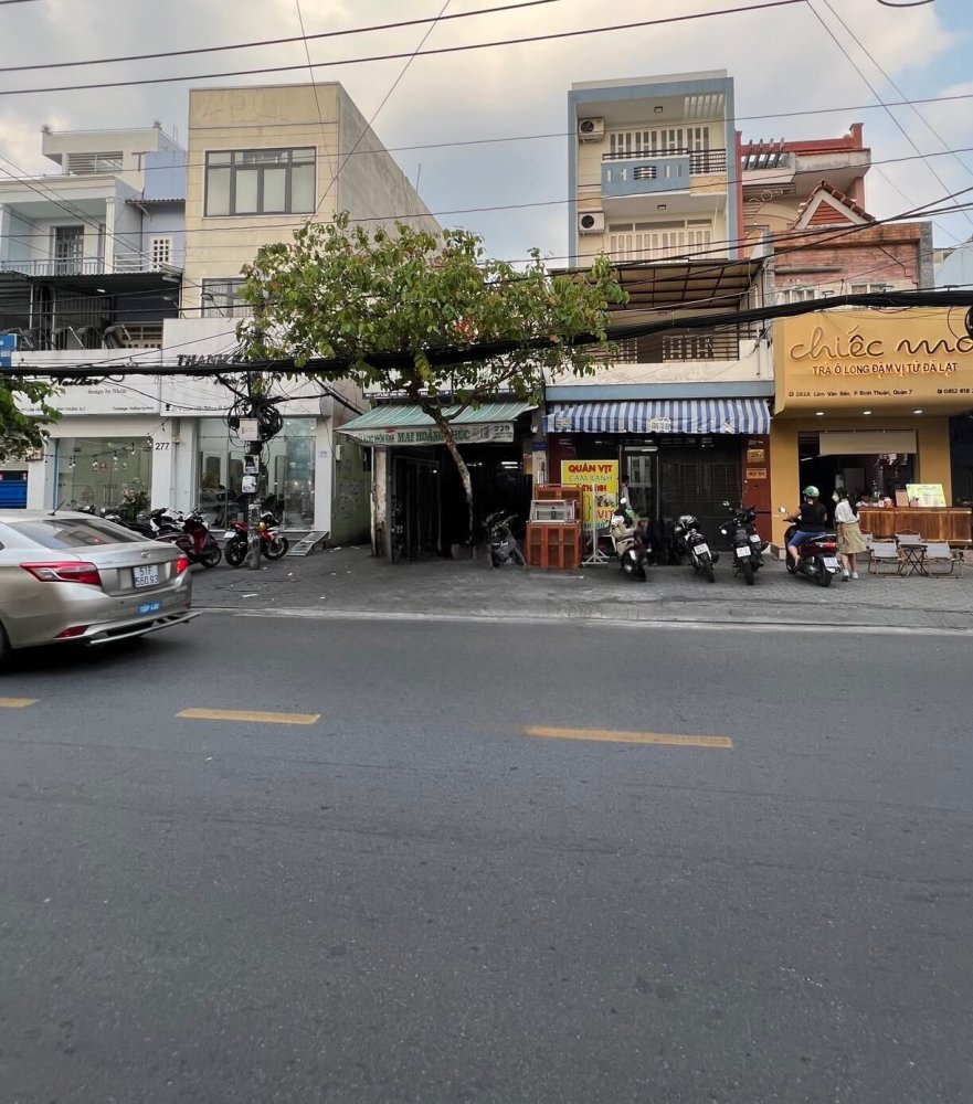 120m² Townhouse in District 7, Vietnam No. 7848