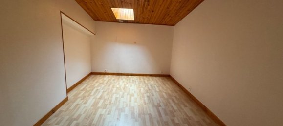 3 bedrooms House in Dombras, France No. 69203 18