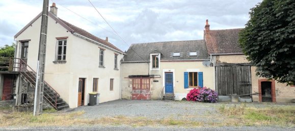 Casa de 3 dormitorios en Saint-Saturnin, France No. 251700 2