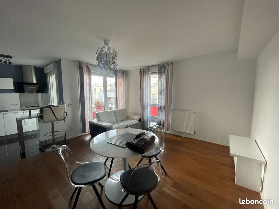 2 Schlafzimmer Wohnung in Saint-Jean-de-Braye, France, Nr. 159390