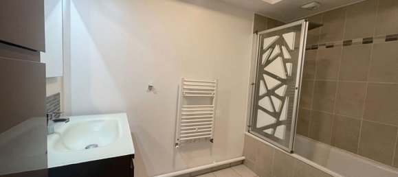 2 Schlafzimmer Wohnung in Saint-Jean-de-Braye, France, Nr. 159390 5