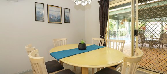 4 chambres Ferme à Morayfield, Australia No. 465 6