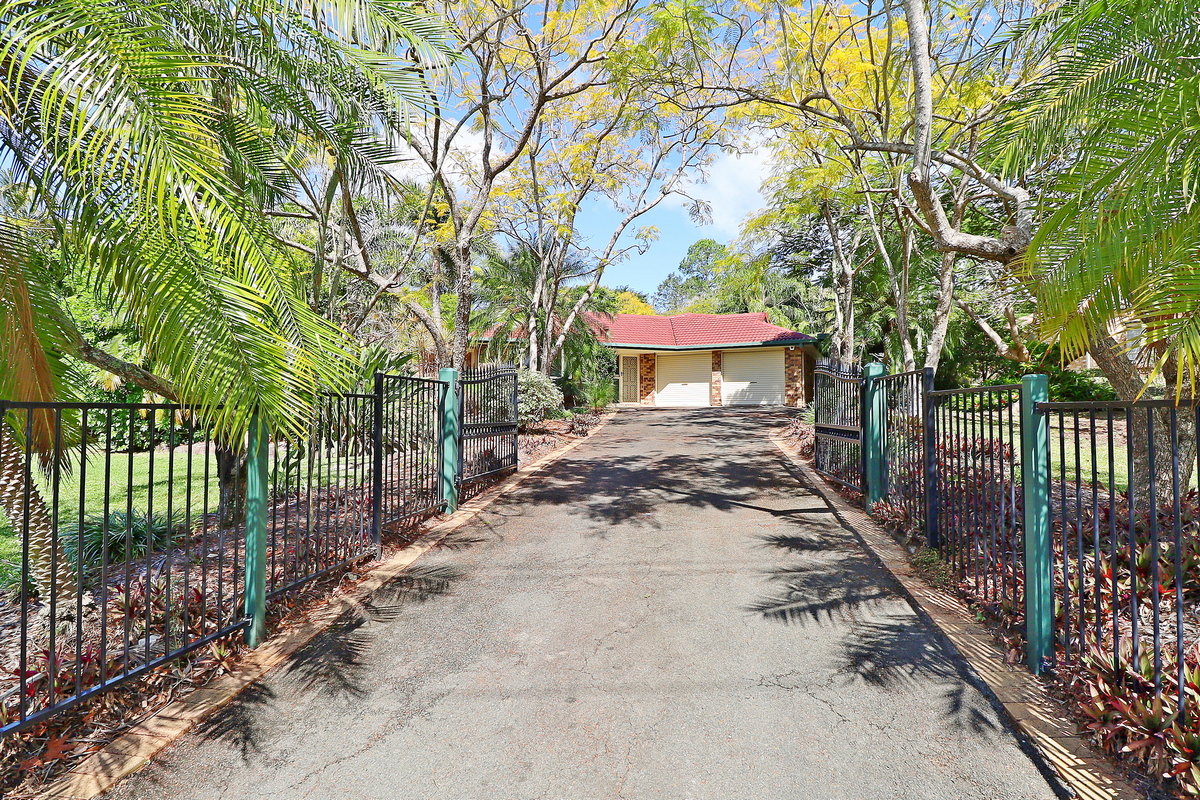 4 chambres Ferme à Morayfield, Australia No. 465