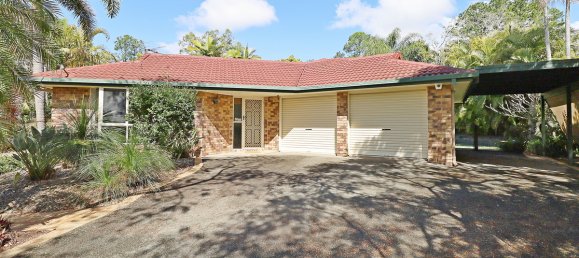 4 chambres Ferme à Morayfield, Australia No. 465 2