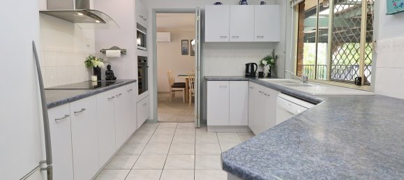 4 chambres Ferme à Morayfield, Australia No. 465 7