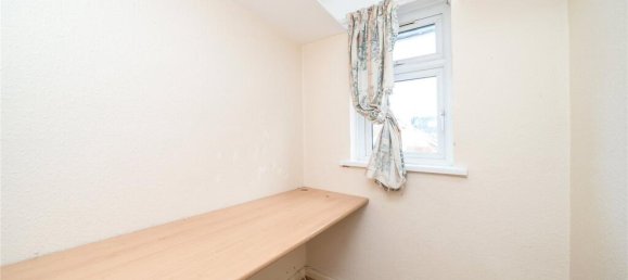 4 bedrooms House in London, United Kingdom No. 12900 6