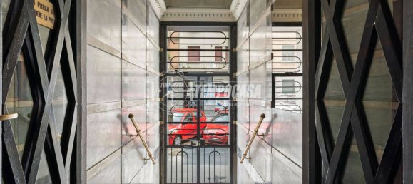 1 bedroom Apartment in Milan, Italy No. 285433 17