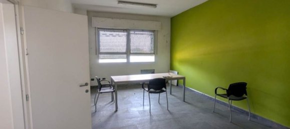 1810m² Warehouse in Modena, Italy No. 227175 9