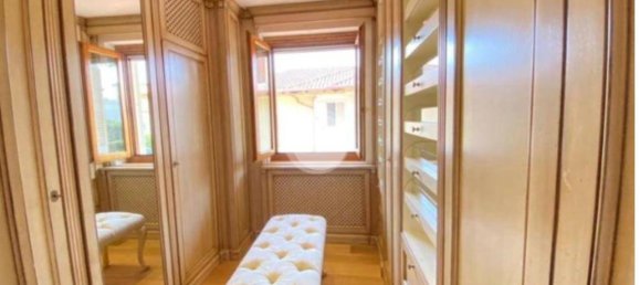 2 bedrooms Villa in Marano di Napoli, Italy No. 357709 7