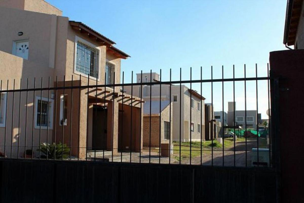  قطعة أرض في Cordoba, Argentina رقم 44400